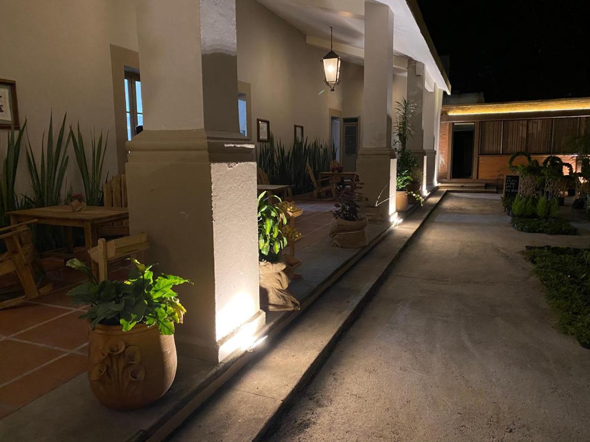 Hotel Express Quinta Soledad Mexico City Exterior photo