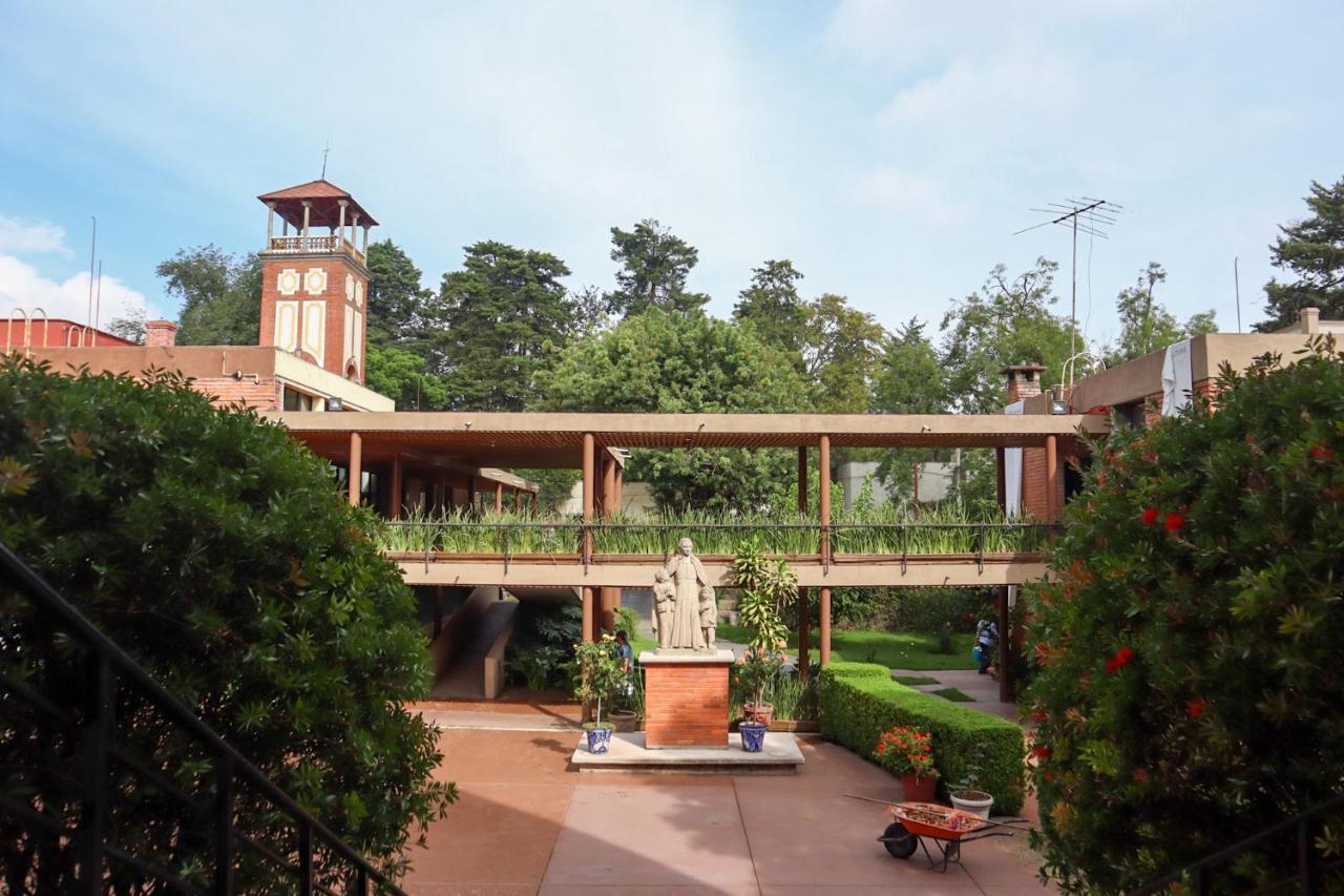 Hotel Express Quinta Soledad Mexico City Exterior photo