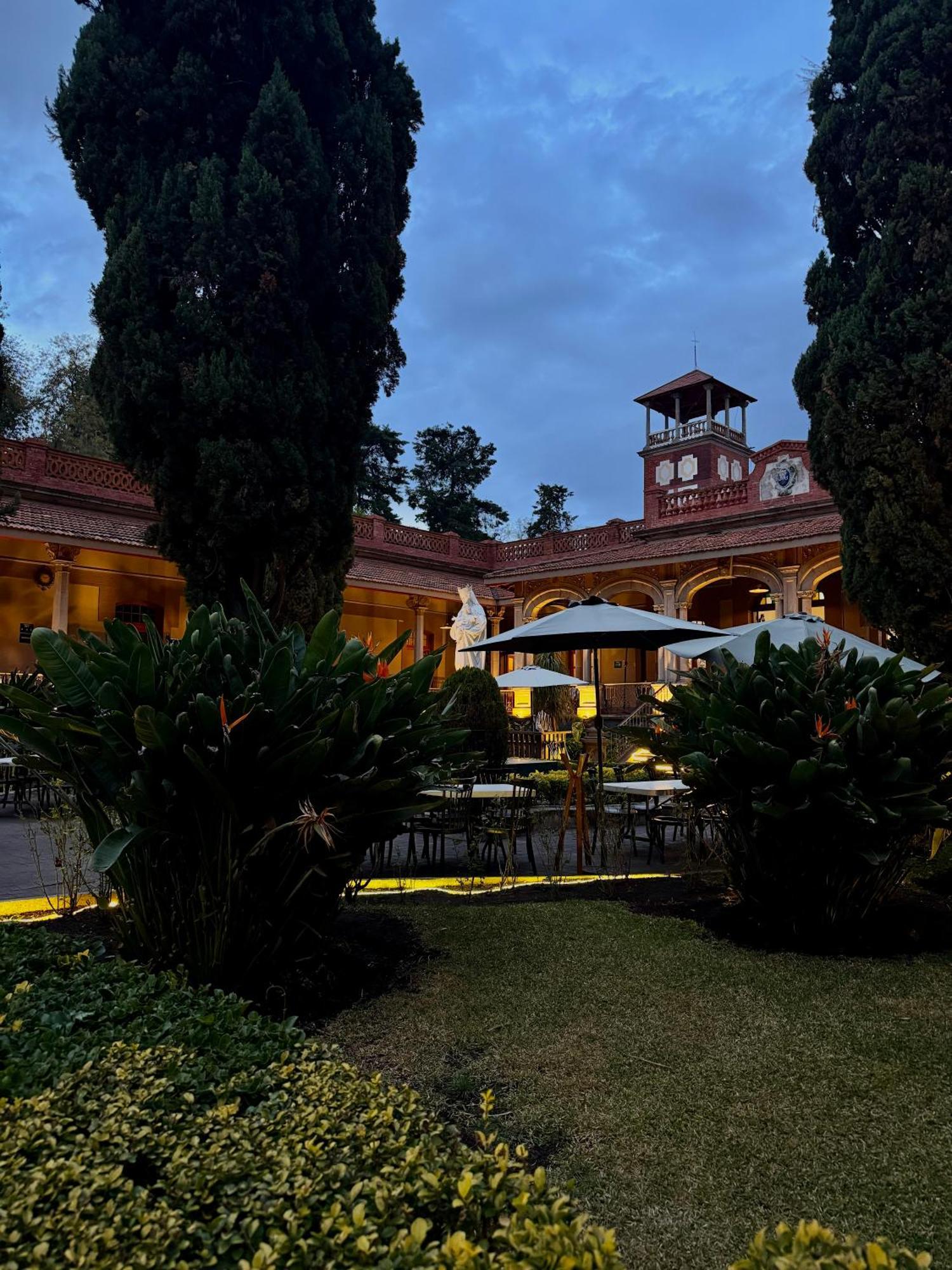 Hotel Express Quinta Soledad Mexico City Exterior photo